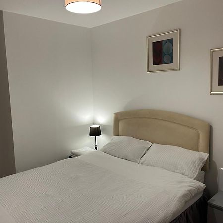 דירות לונדון North Acton Flat מראה חיצוני תמונה