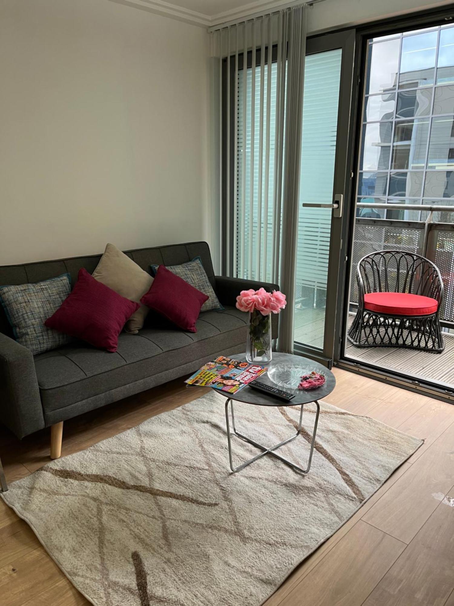 דירות לונדון North Acton Flat מראה חיצוני תמונה
